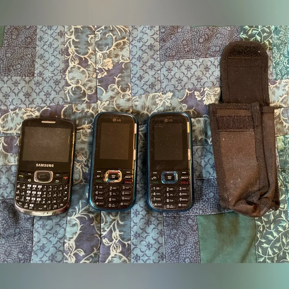 Bundle of Three Vintage Cell Phones with bonus IPod